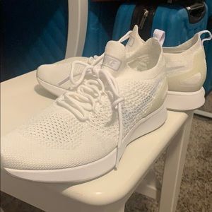 Nike Air Zoom Mariah Flyknit Racer